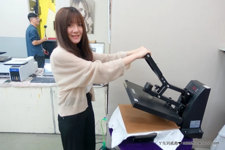 客製化商品自己做,創業不是夢!熱轉印機推薦、UV直噴機推薦 blogger rabbitfunaround 63