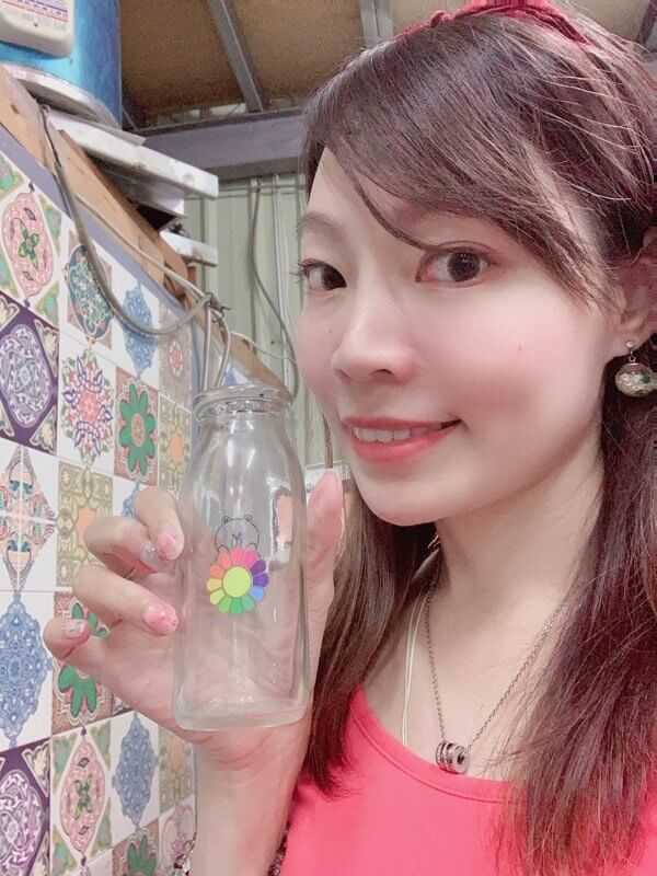 『UV直噴機推薦-奕昇』手做繪圖噴彩輕鬆上手最佳利器,在家也能輕鬆創業! colorful picture on glass bottle