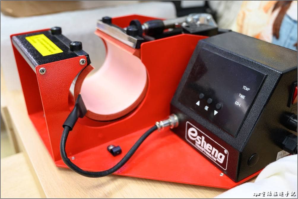 奕昇UV直噴機、熱轉印機 | 讓你輕鬆一圓客製化商品印刷的微型創業夢 customized product by heat press and uv printing blogger sya 29